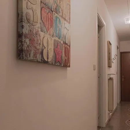 Il Paradiso Di Angelo A Pochi Passi Dal Mare, Solo Per Famiglie Алассио